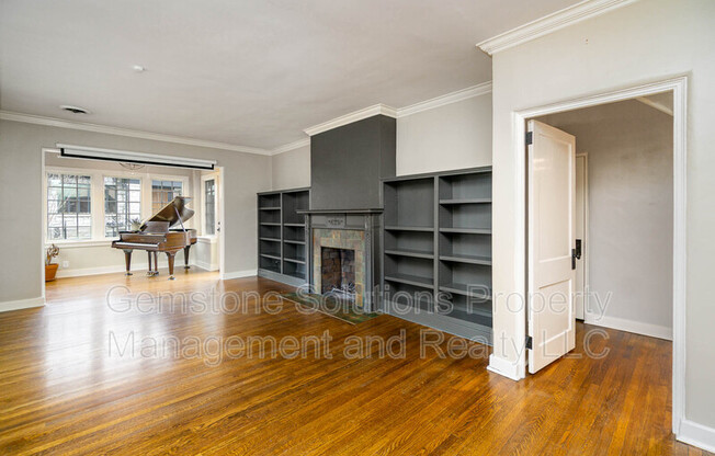 1802 LINDEN AVE