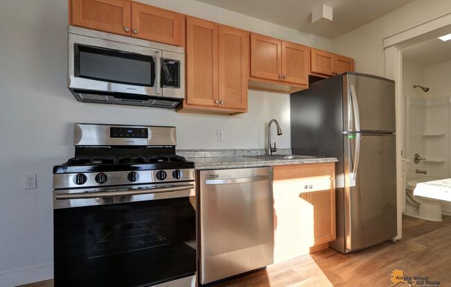 1 bed, 1 bath, $1,095, Unit 2