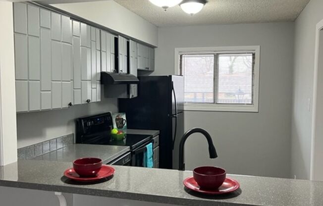 2 beds, 1.5 baths, 1,577 sqft, $1,255, Unit 804