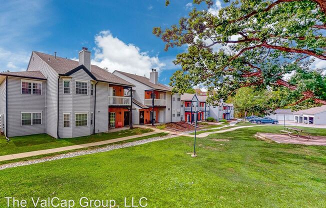 Moon Grove Apartments