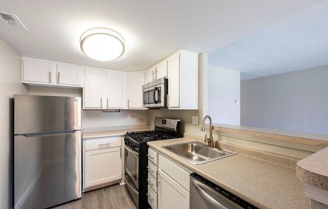 Racquet Club Apartments and Townhomes