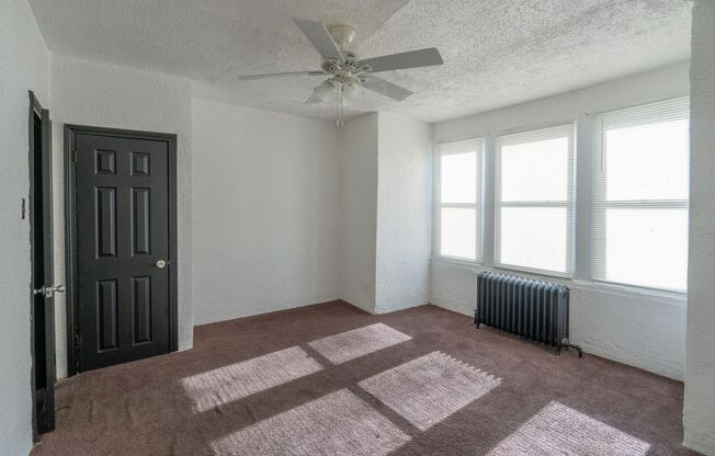 3 beds, 1 bath, $1,400