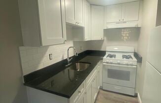 Aiken Ave. Apartments