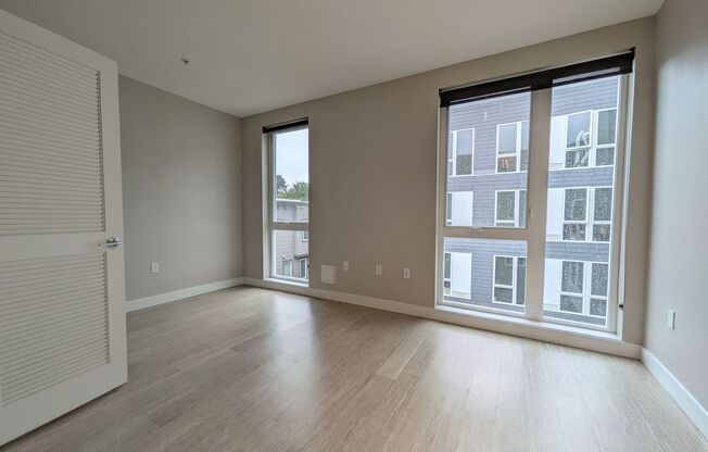 Studio, 1 bath, 412 sqft, $1,275, Unit 304