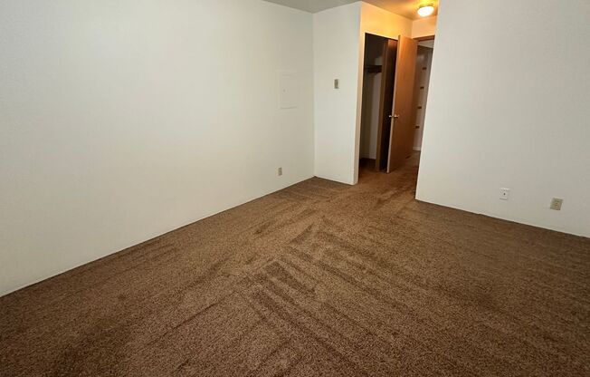 2 beds, 1.5 baths, 950 sqft, $1,650, Unit B206