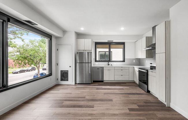 2 beds, 1 bath, 725 sqft, $1,945, Unit 311 - Lofted