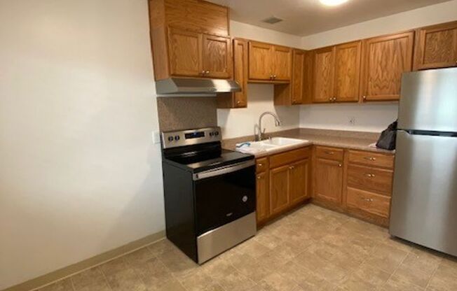 1 bed, 1 bath, 572 sqft, $2,195, Unit 5