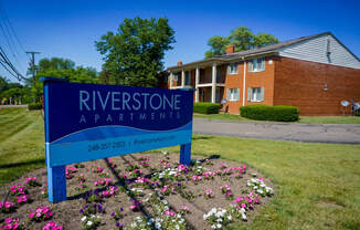Riverstone Sign and Building