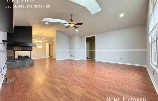 628 SMUGGLERS NOTCH DR