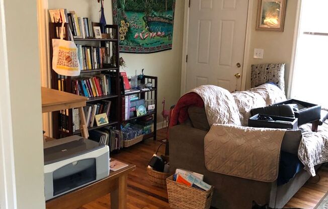 Charming N. Portland Apartment located in the Piedmont Neighborhood!