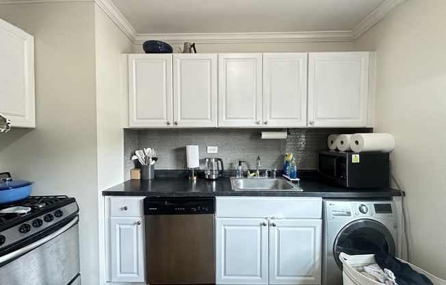 2147 FREMONT