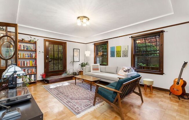 Capitol Hill Condo ~ Betsy Ross Condominiums