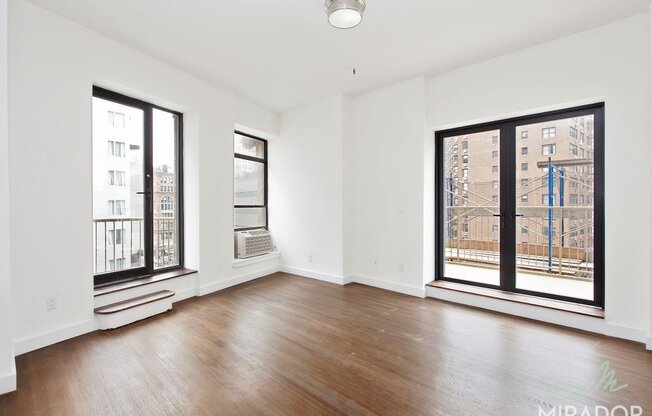 2 beds, 1 bath, $6,100, Unit 6C