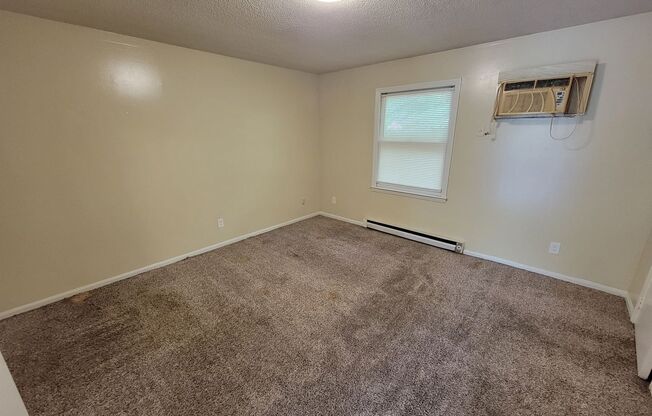 201 E. Meadowview Road