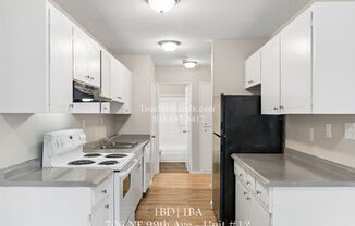 Your New Home Awaits – Cozy 2BR/1BA in Portland with Parking!