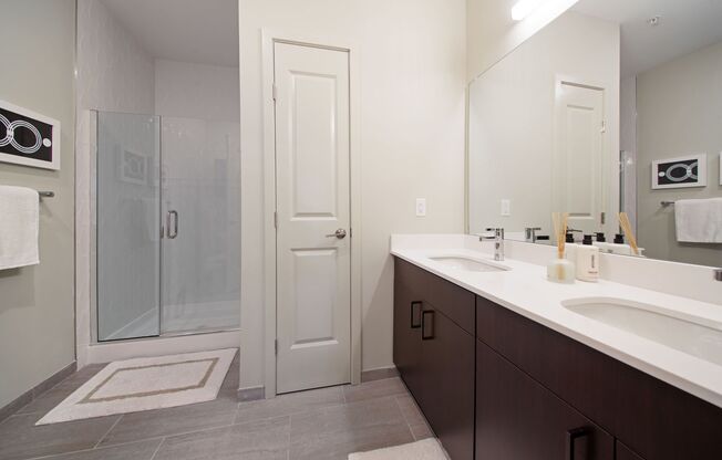 2 beds, 2 baths, 1,045 sqft, $3,050, Unit 3106