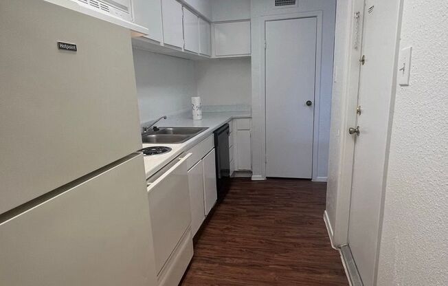 2 beds, 2.5 baths, 1,137 sqft, $1,275, Unit 28-1503