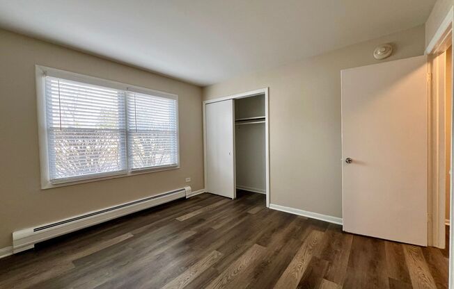 2 beds, 1.5 baths, $1,745, Unit 565-1