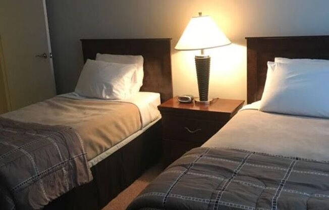 2 beds, 2 baths, 920 sqft, $1,581