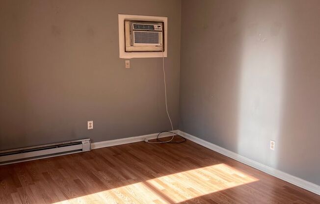 Duplex in Prime Location