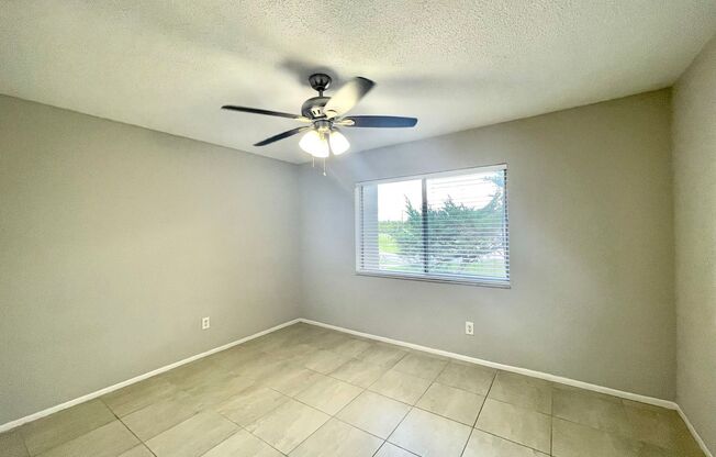 2 beds, 1 bath, $1,395