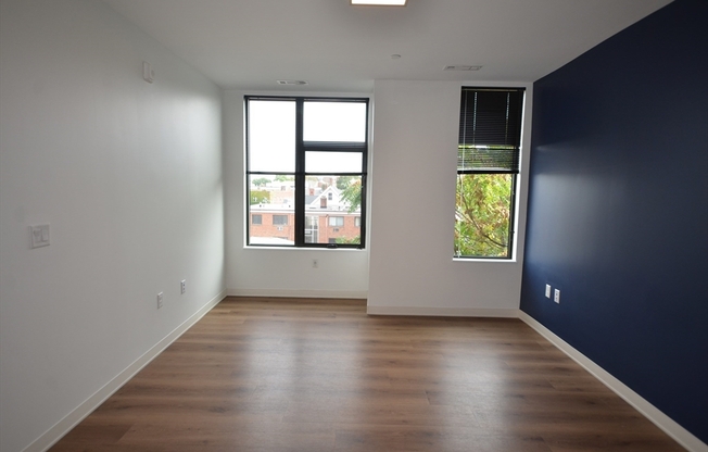 89 BRIGHTON AVE