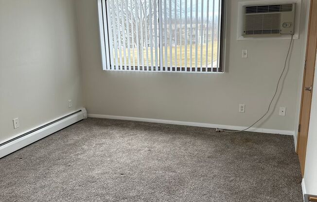 1 bed, 1 bath, 625 sqft, $1,150, Unit 204E