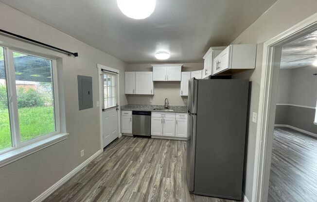 Newly Remodeled 3 Bedroom Home!