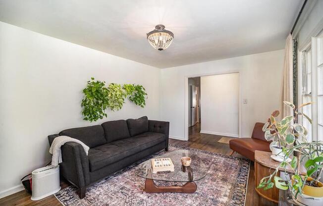 4129 TAMERLANE DR