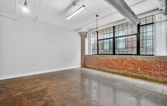 Studio, 1 bath, 610 sqft, $1,050, Unit 112-408