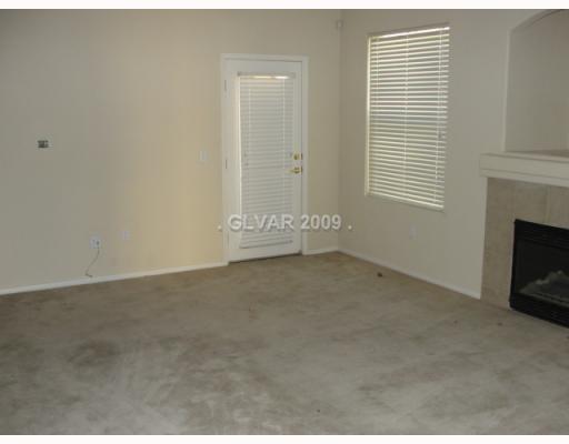 Highly Desirable 2 Bedroom Condo in Chateau Versailles