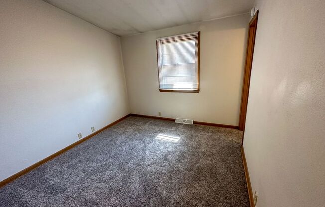 1 bed, 1 bath, 600 sqft, $520