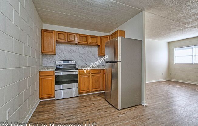 2 beds, 1 bath, 800 sqft, $1,095, Unit Unit 1