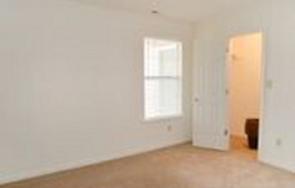 2 beds, 2 baths, 1,040 sqft, $1,640, Unit 00 - 700301