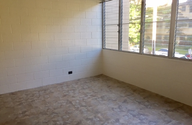 $1,450 Low rise Studio with all utilities included at Punahou Gardens in Makiki