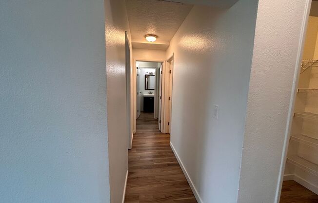 2 beds, 2 baths, 990 sqft, $1,650, Unit 209