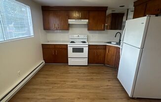 2 beds, 1 bath, 730 sqft, $1,095, Unit 8
