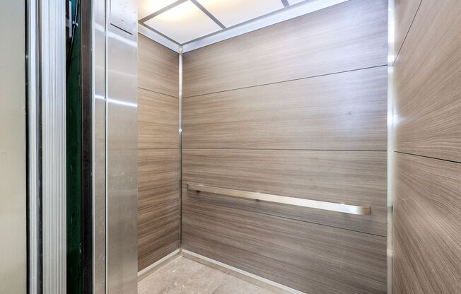 1 bed, 1 bath, 672 sqft, $2,295, Unit #51 - 1X1 672 SQ FT PENTHOSUE