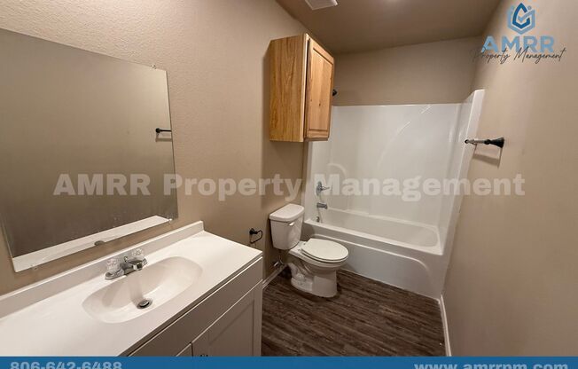 3 beds, 2 baths, $1,050