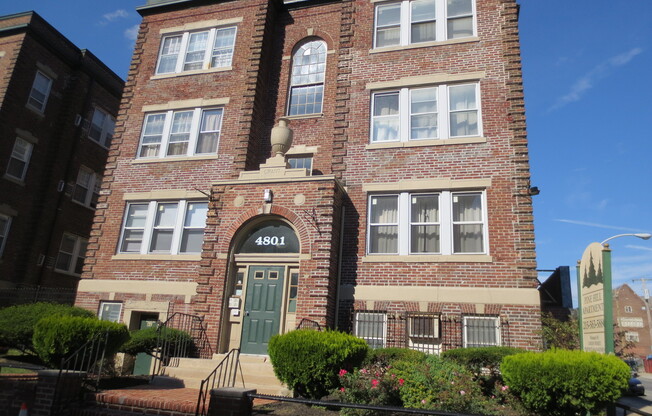 Studio, 1 bath, 425 sqft, $950, Unit 4801-A1