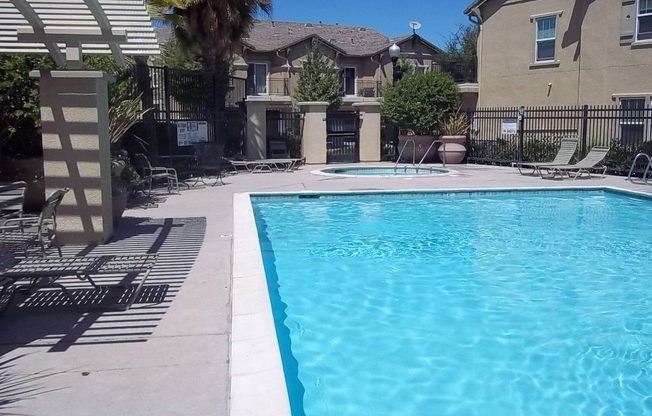 3 beds, 2.5 baths, $2,675, Unit #3014