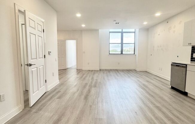 1 bed, 1 bath, 620 sqft, $1,250, Unit 218