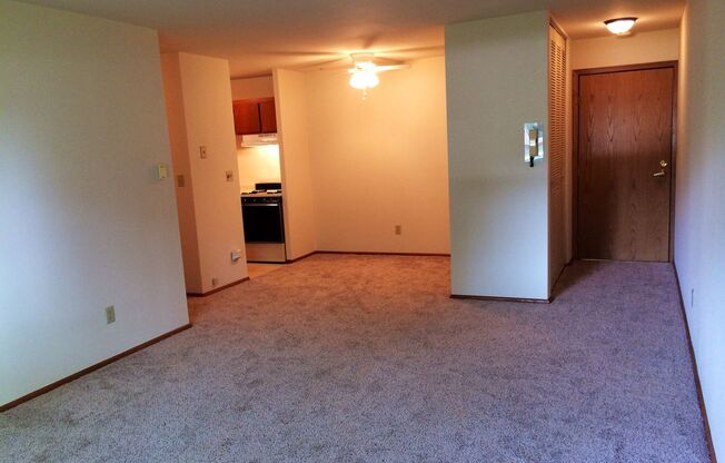 2 beds, 1.5 baths, 950 sqft, $1,174, Unit 248