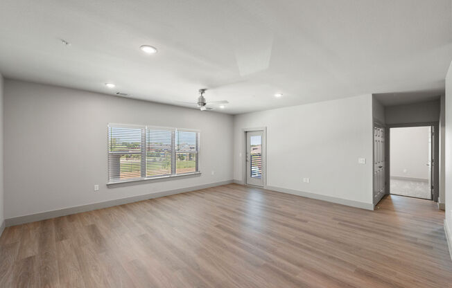 3 beds, 2 baths, 1,530 sqft, $2,500