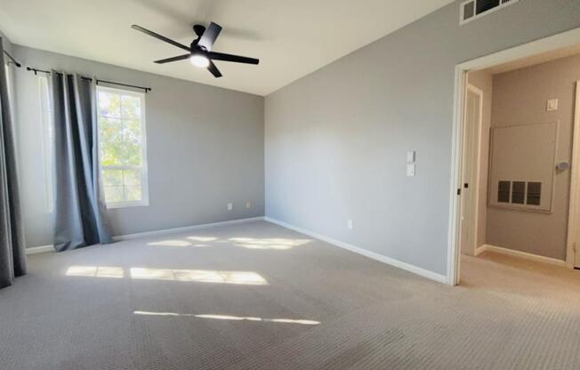 2 beds, 2 baths, 1,121 sqft, $2,250