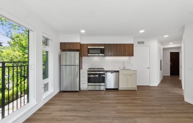 2 beds, 2 baths, 784 sqft, $3,495, Unit 302