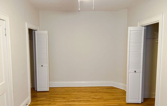 1 bed, 1 bath, 650 sqft, $1,215, Unit 111