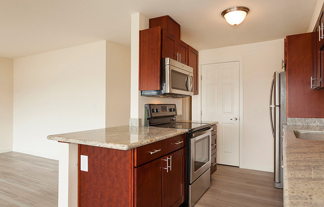 2 beds, 2 baths, 930 sqft, $2,976, Unit 307