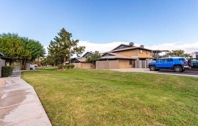 3 beds, 2 baths, $1,450, Unit Unit 184