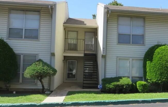 2 Bedroom Condo For Lease